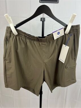 NWT Outdoor Voices HiFlex Shorts 7” Inseam Brown Size XXL